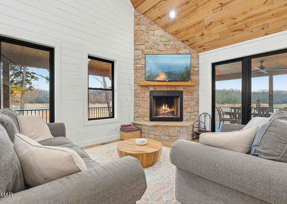 10th image of this home