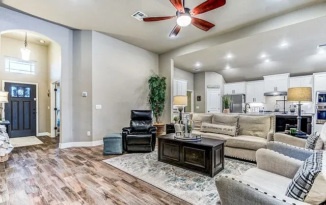 1643 Sun Bay Dr — Photo 4