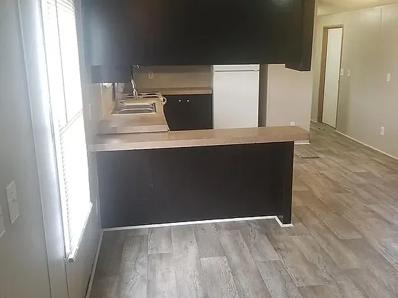 3 bed, 1120 sqft, $1,650 — Photo 3