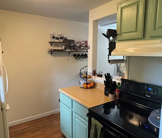 129 Fisherville Rd #2 — Photo 4