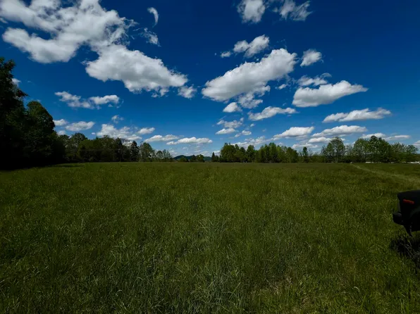 300 Wal St, Summersville, WV 26651