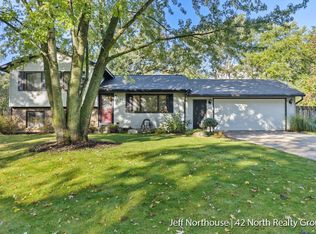 3673 Jupiter Ave NE, Grand Rapids, MI 49525
