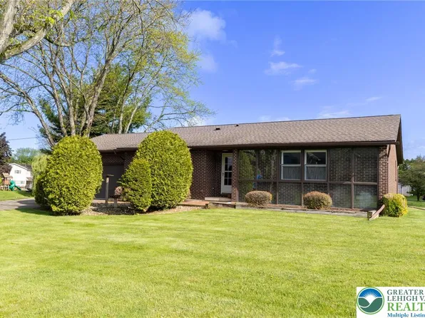 5719 Grouse Dr, Bethlehem, PA 18017