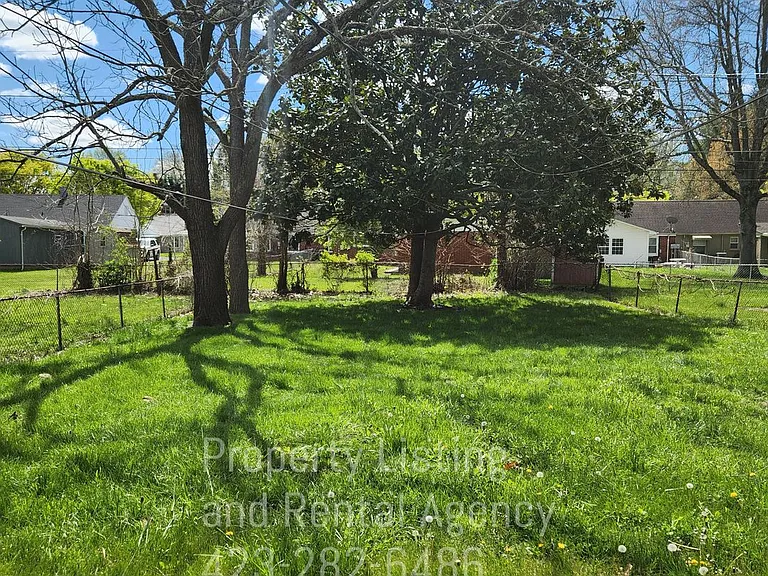 322 Cherokee Village Dr — Photo 20