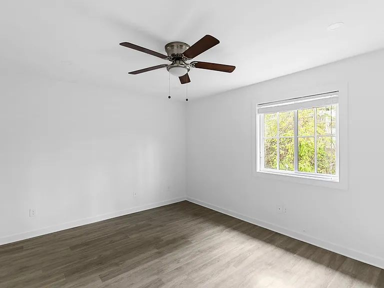 3021 Clairmont Ave S — Photo 23