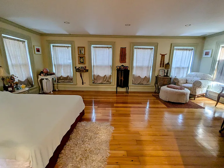 14 Highland Ave — Photo 5