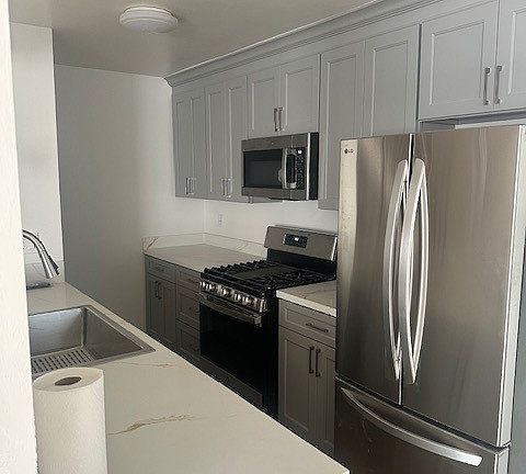 5th image of 1961 Eastwood Dr APT 3