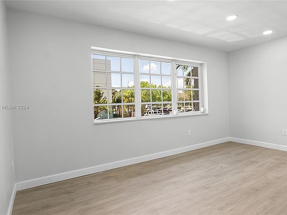 5th image of 21133 SW 85th Ave APT 202