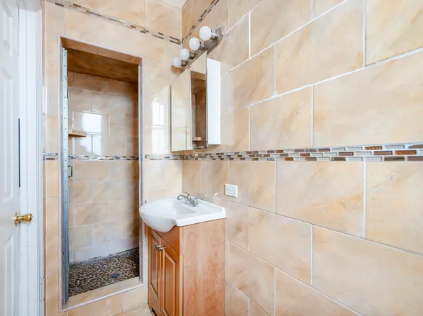 602 Avenue T image 7 of 9