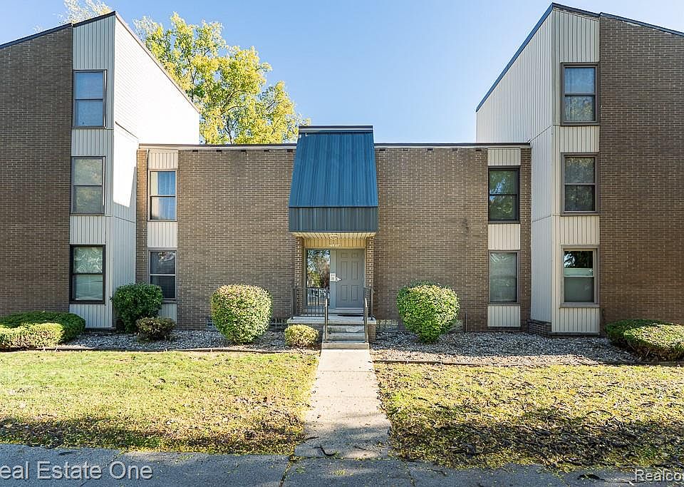 1st image of 21 Dickinson St Unit F