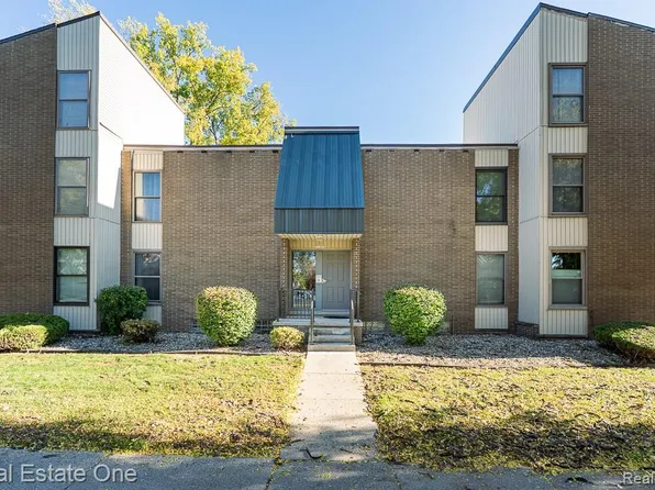21 Dickinson St Unit F, Mount Clemens, MI 48043