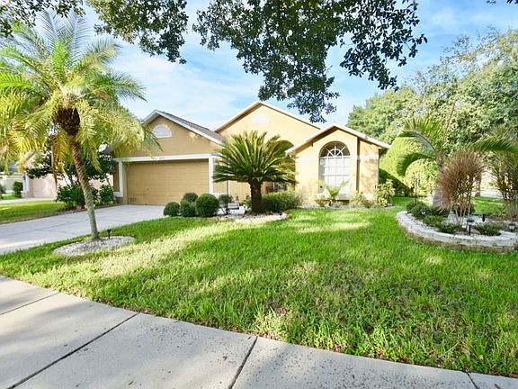 2nd image of 4001 Watercove Dr