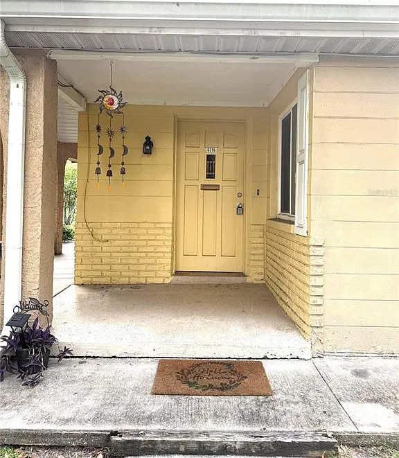 1 bed, 1.0 bath, 2896 sqft, $1,550 — Photo 2