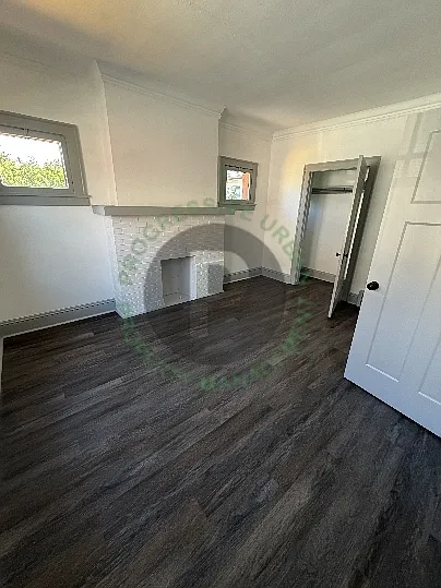 2002 Chesterland Ave #3 — Photo 4