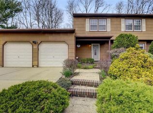 11 Pelham Pl, East Brunswick, NJ
