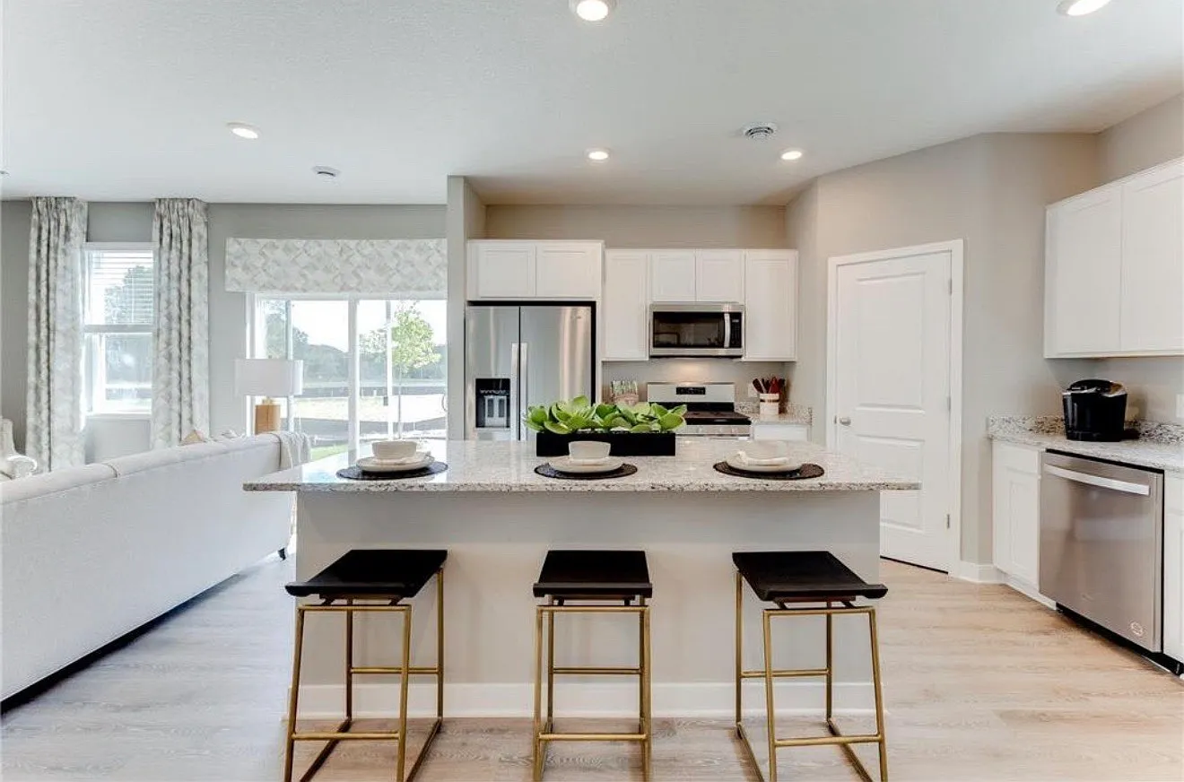12645 Erskin St NE — Photo 1