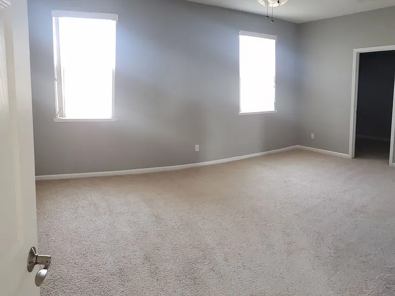 353 Rosebriar Pl — Photo 11