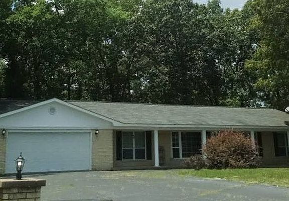 3rd image of 511 N Ross Maddox Rd