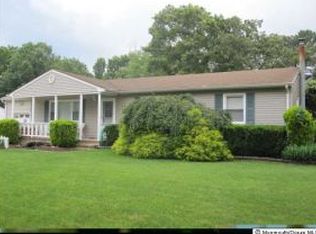 516 Warwick Pl, Bayville, NJ 08721