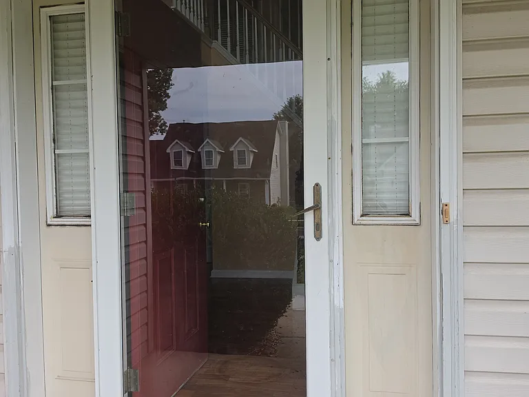 3601 W Brenwick Dr — Photo 3