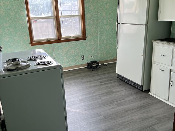 4th image of 1022 E Indiana Ave #B