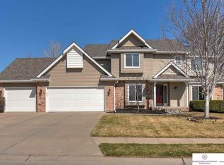 15668 L St, Omaha, NE 68135