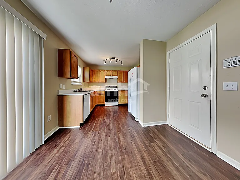 6726 Aviva Way — Photo 4