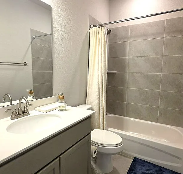 217 Longwood Dr — Photo 37