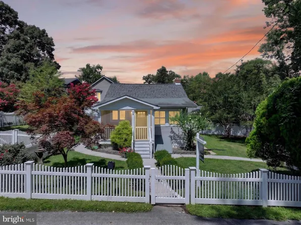 13 Cherry Rd, Riva, MD 21140