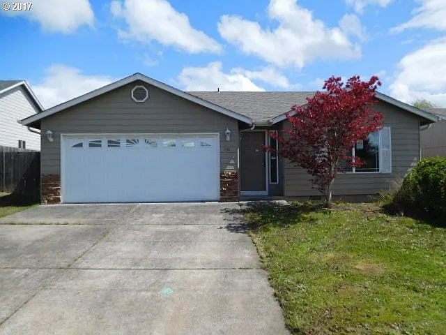 891 Salamander Rd SE photo 1