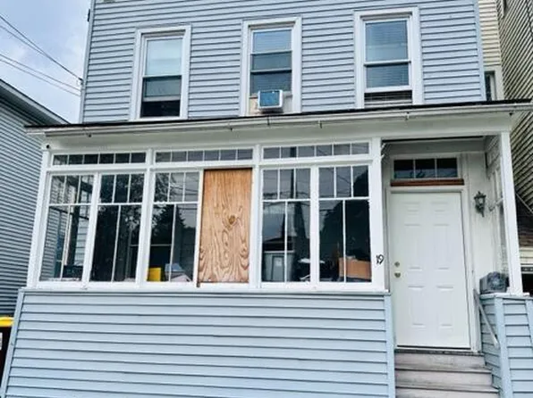 19 Nelson Avenue, Rensselaer, NY 12144