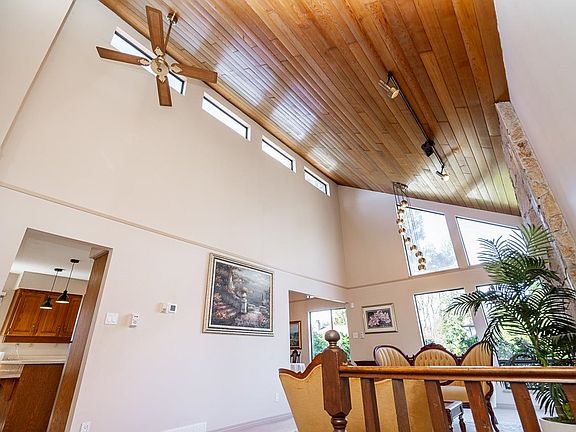 3rd image of 21238 Cutler Pl