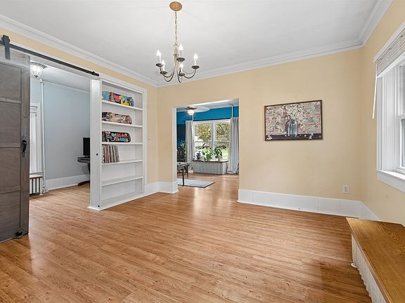 5th image of 1215 Grand St