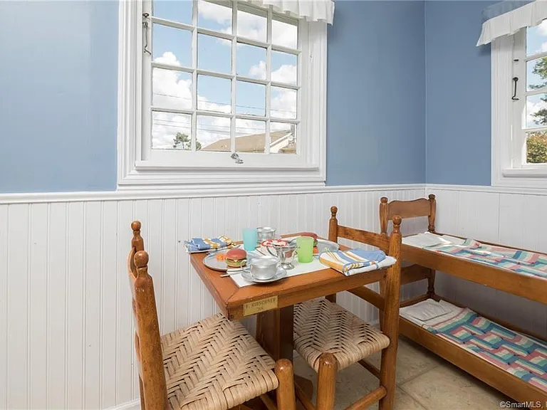 10 Morgan Point — Photo 37