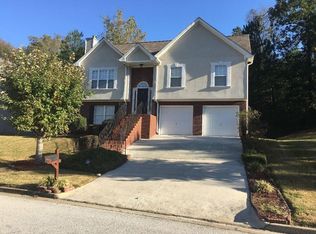 913 Palmer Rd, Lithonia, GA 30058