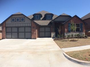 3224 Wakefield Rd, Edmond, OK 73034