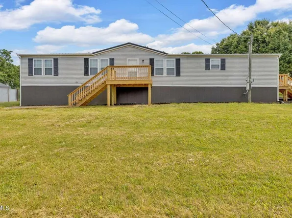 558 Green Hill Rd, Dandridge, TN 37725