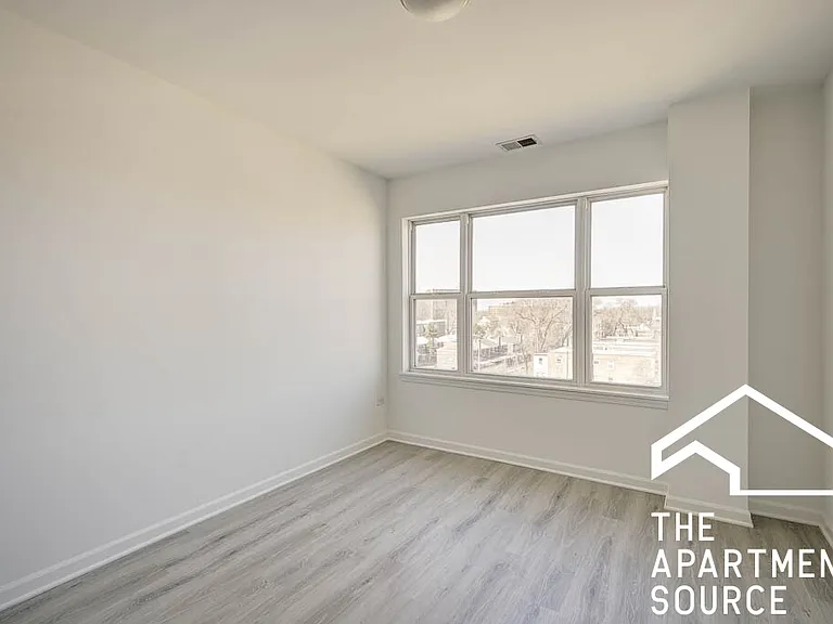 1524 W Glenlake Ave #5B — Photo 7