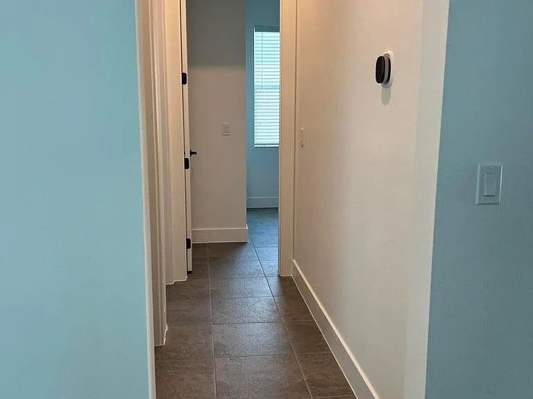 12800 SW Eleanor Dr — Photo 8