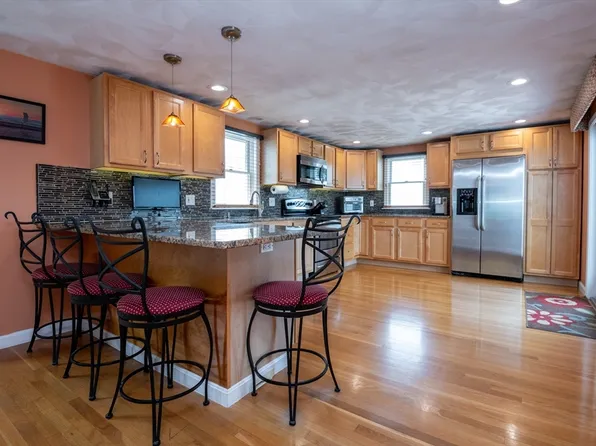 12 Ronny Ter, Peabody, MA 01960