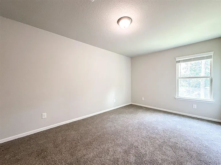 105 Camelot Place Ct — Photo 27