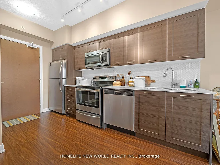 2212 Lake Shore Blvd W #2904 — Photo 2