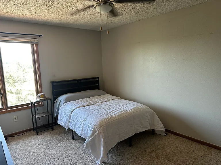 1156 Mormon Trek Blvd — Photo 8
