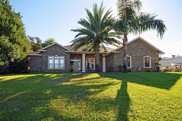 1st image of 1118 Laguna Ln