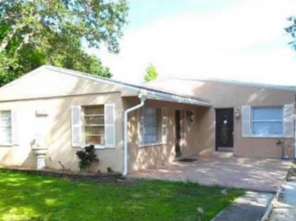10579 101st Ave, Seminole, FL 33772