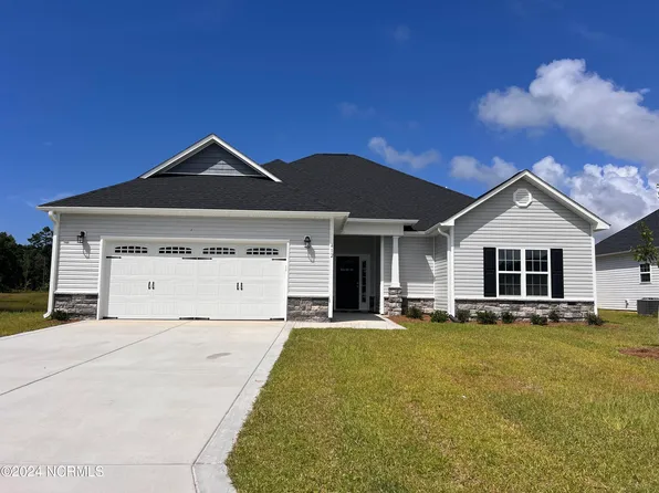 412 Nantucket Trail, Sneads Ferry, NC 28460