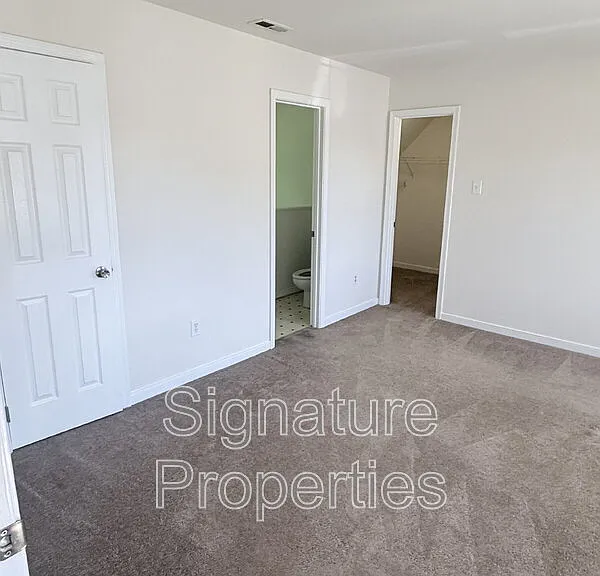 12521 Hillgate Ln — Photo 12