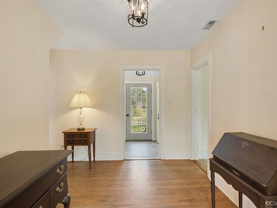 1366 River Rd W, Crozier, VA 23039 Zillow