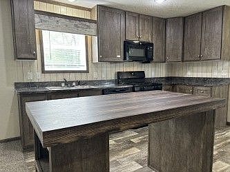2nd image of 9220 Lemar Ln