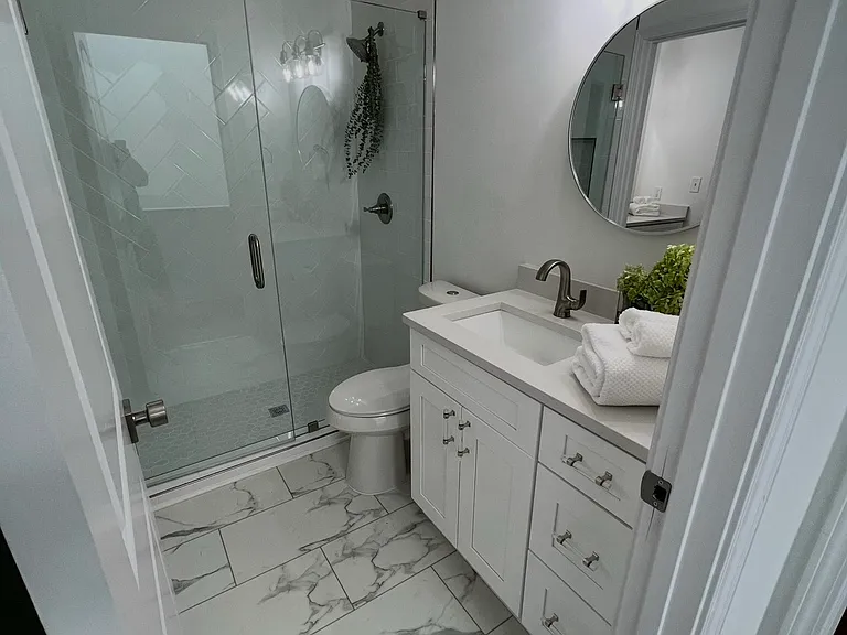 1017 Riverbend Club Dr SE — Photo 15